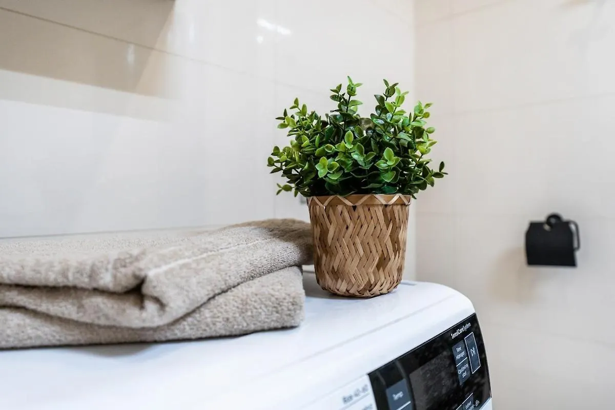 Rentero Charles Square Studio Apartment Parking On Request Česká republika